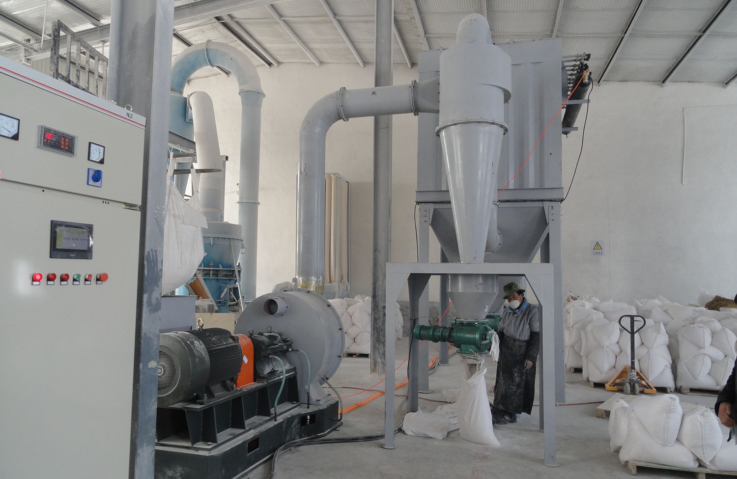 CR1000 impact mill project for ammonium polyphosphate in Shandong China