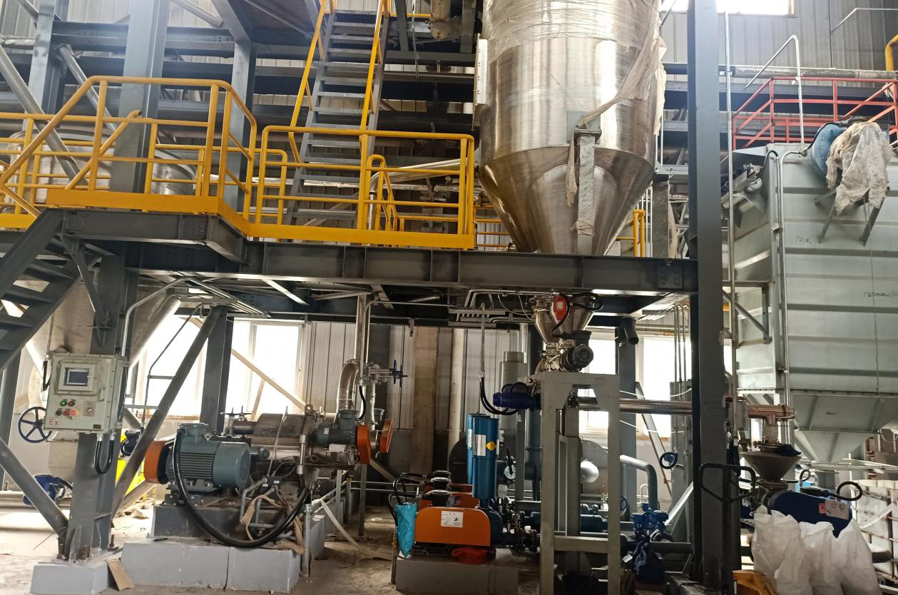 Baking soda grinder system for dry desulfurization in Tianjin